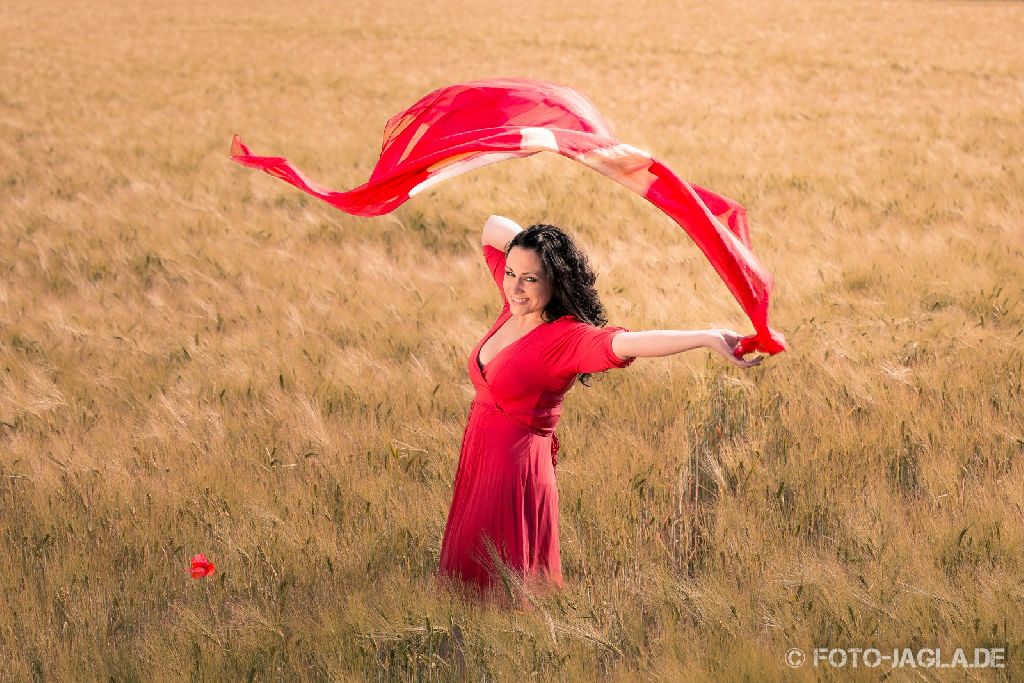 Model: Anna Model: Anna